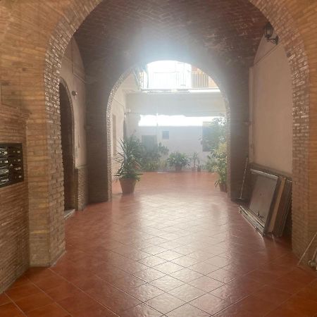 Be Your Home - Grazioso Monolocale Tra Porto E Stazione 奇维塔韦基亚 外观 照片