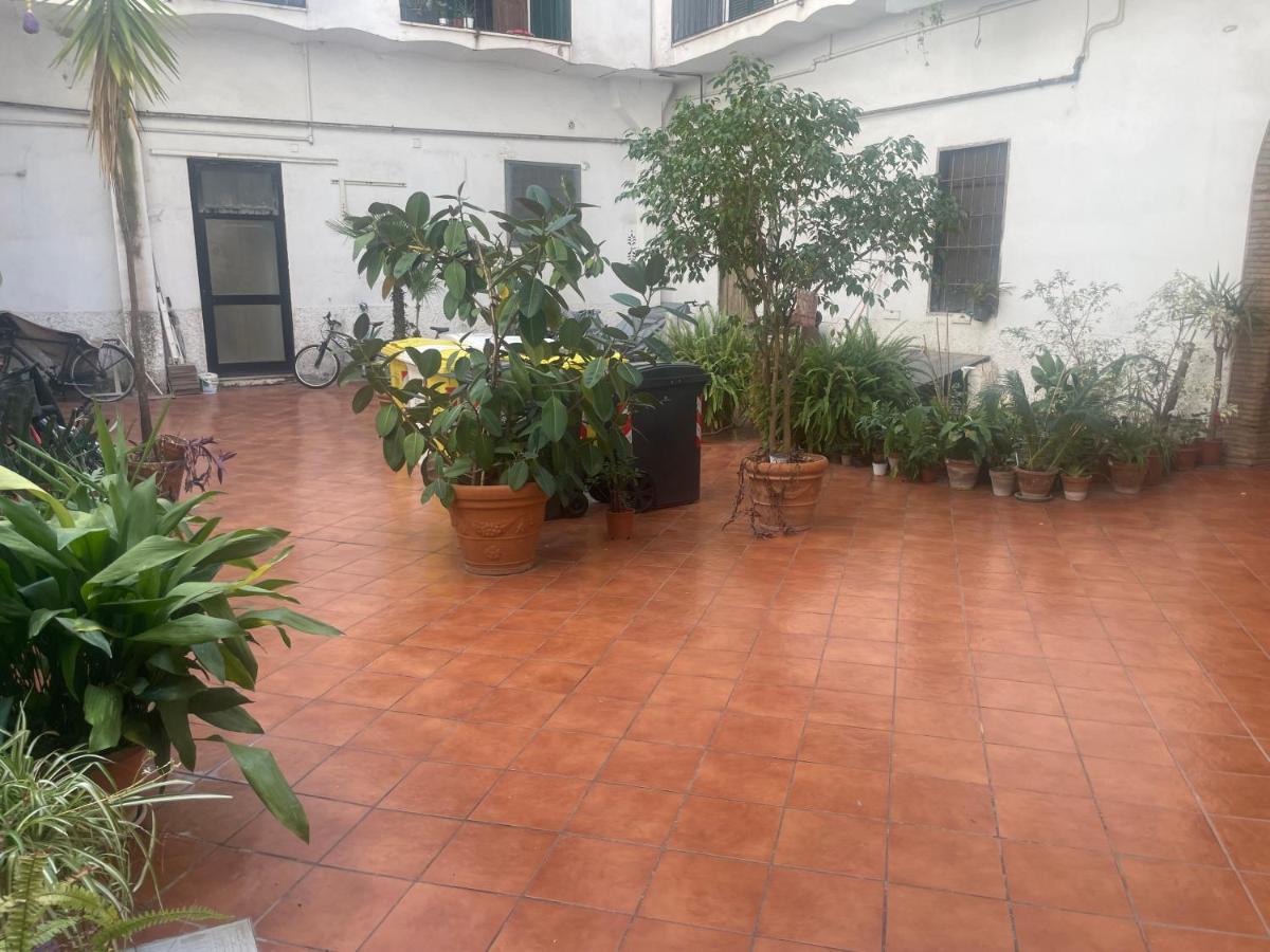 Be Your Home - Grazioso Monolocale Tra Porto E Stazione 奇维塔韦基亚 外观 照片