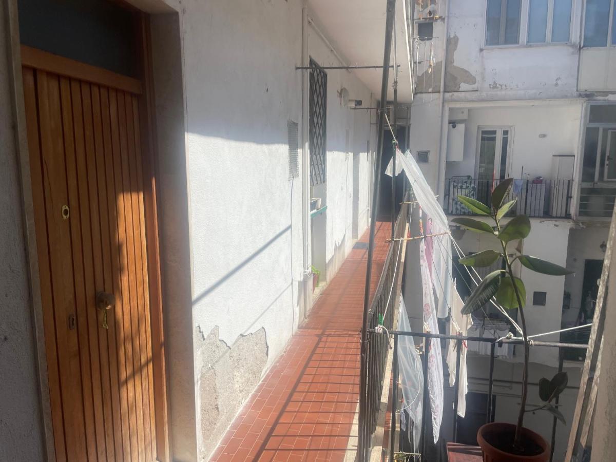 Be Your Home - Grazioso Monolocale Tra Porto E Stazione 奇维塔韦基亚 外观 照片